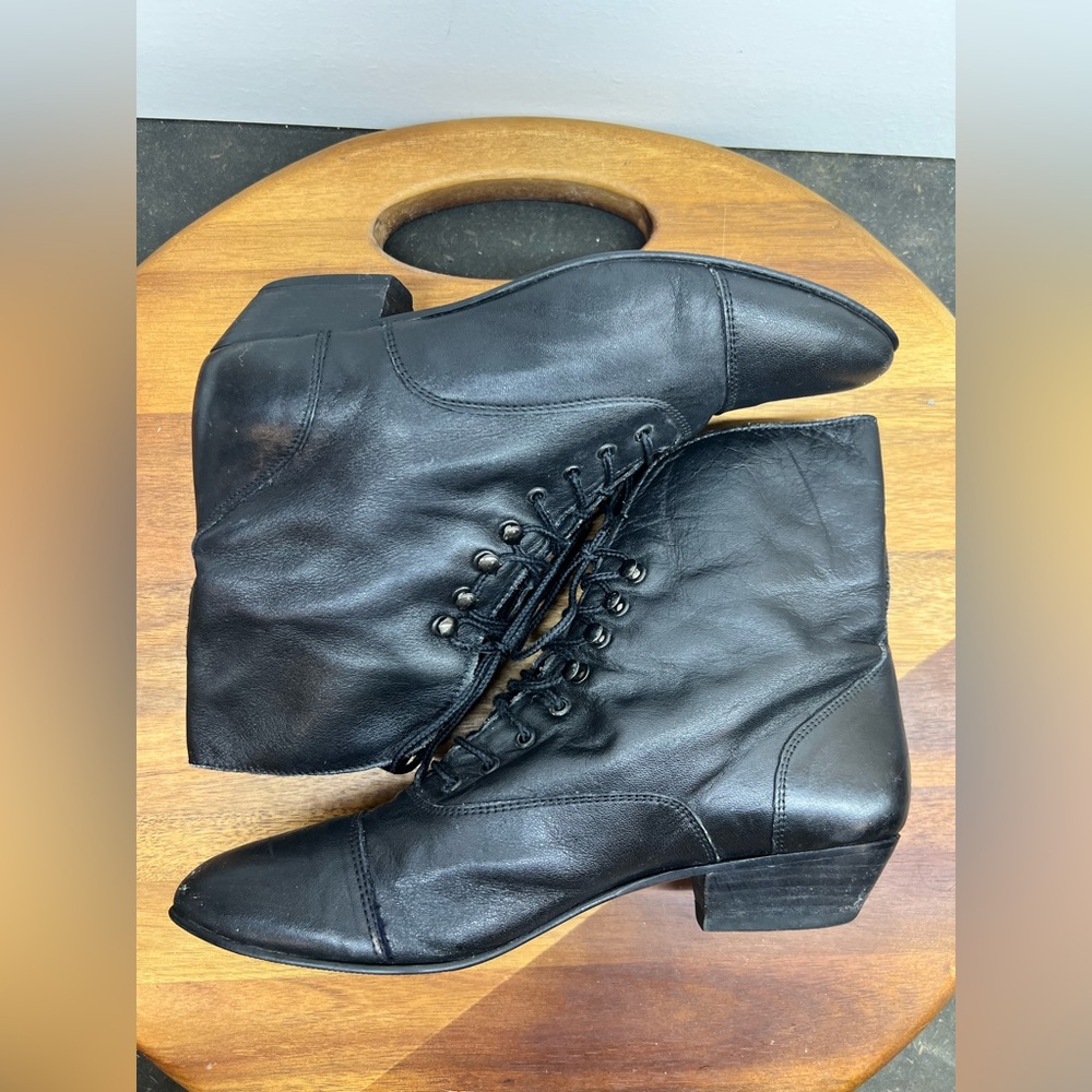 VTG Poppies Black Leather Witchy Granny Leather